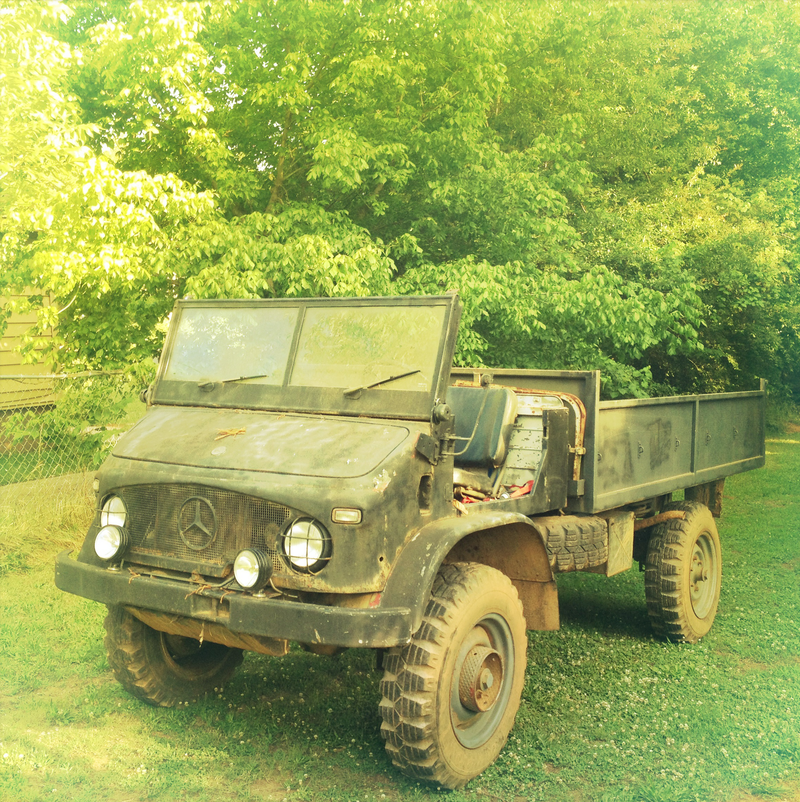 Illustration for article titled So you want to own a Unimog?